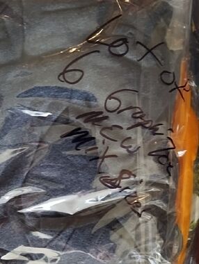 Lot Box #5 Mixed Graphic Tees. Athletic Tops M&W